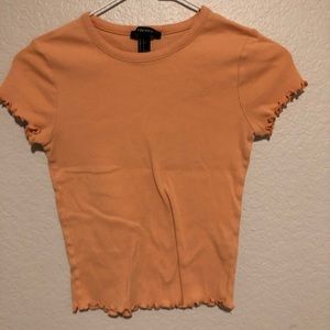 Women’s lettuce edge top